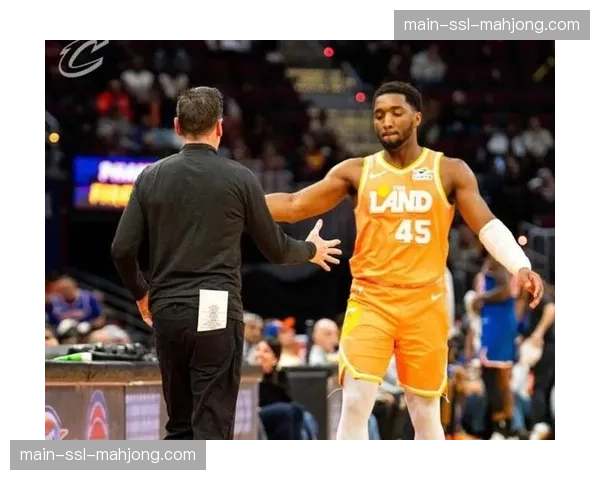 骑士109-94轻取尼克斯，哈登加盟后球队取得6胜1负战绩