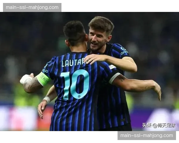 国际米兰2-0轻取乌迪内斯，劳塔罗点射，恰尔汗奥卢远射破门